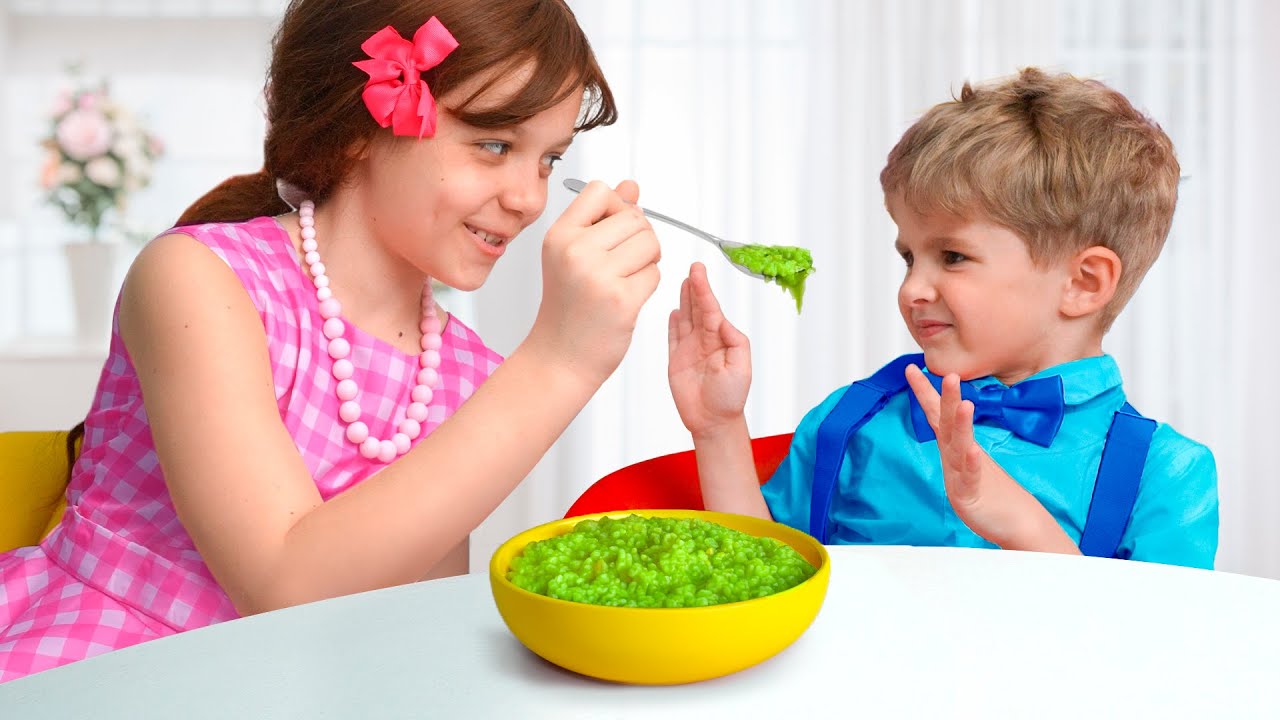 Decoding Children's Play: What Pretend Scenarios Reveal