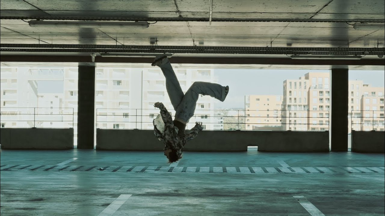 Why "We Fell in Love in the Summer" Captures Timeless Romance