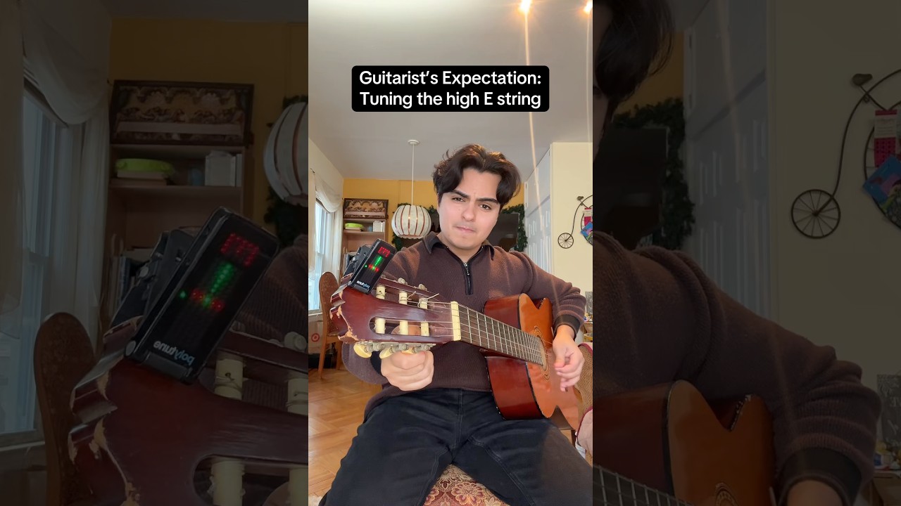 7 Guitar Struggles Every Beginner Faces (With Solutions)