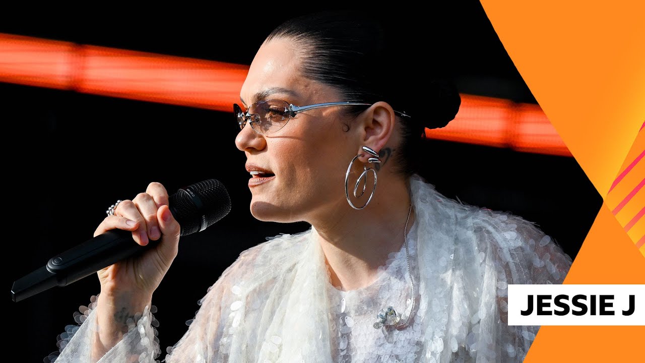 Dancing in the Moonlight Lyrics Meaning Explained