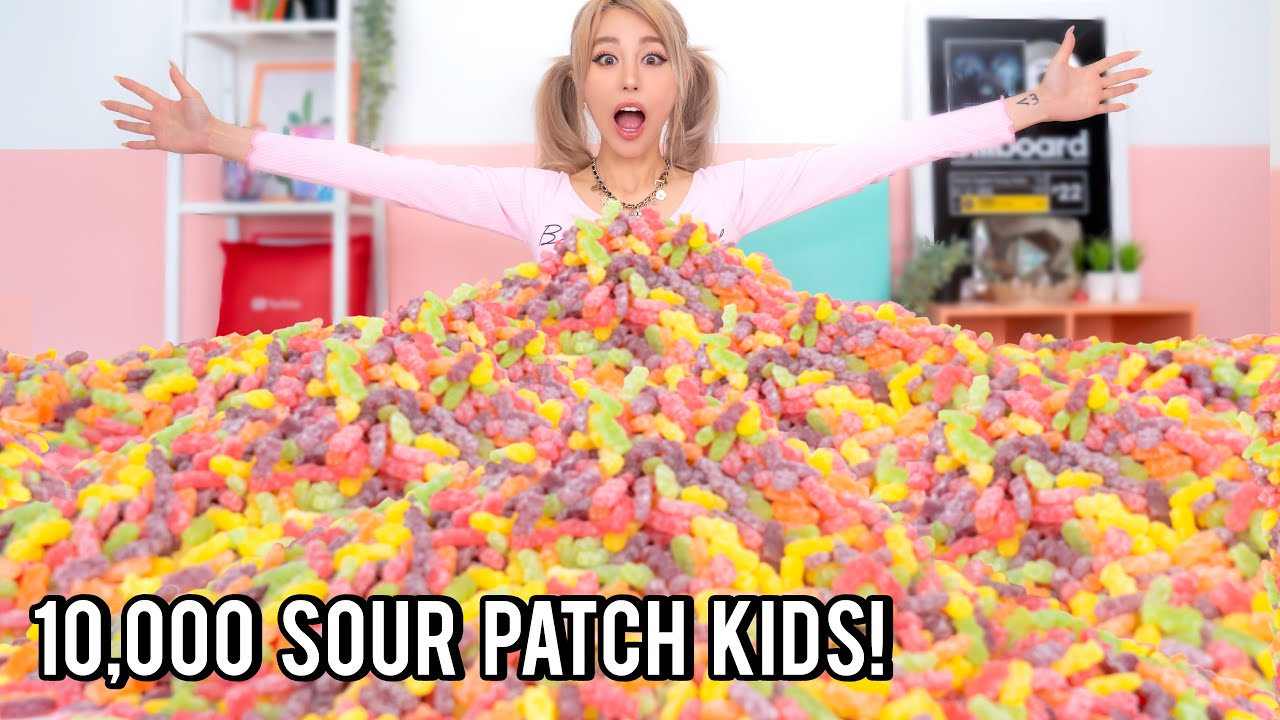Making a 10,000 Sour Patch Kid Giant Candy Experiment