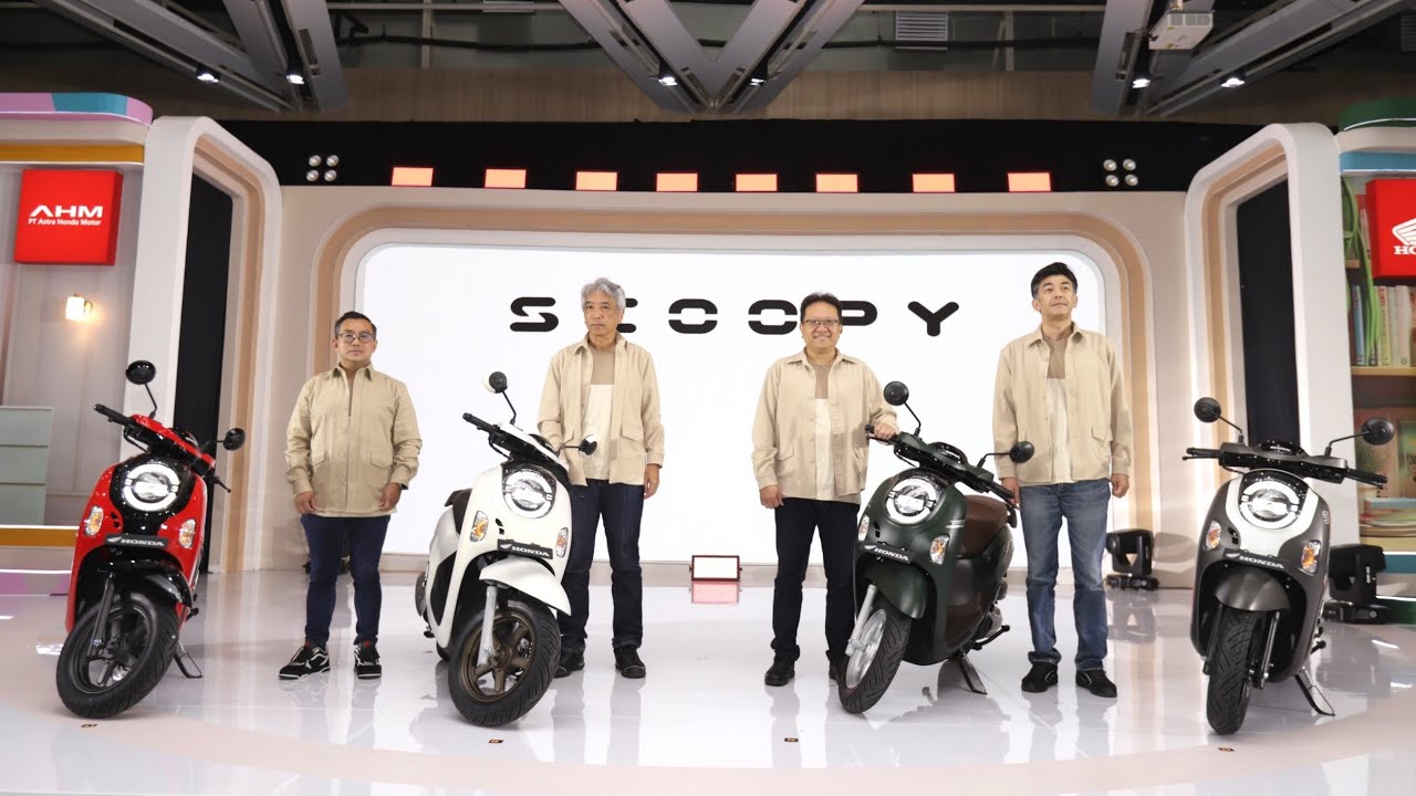 New Honda Scoopy Review: Totally Unique 6th Gen Scooter