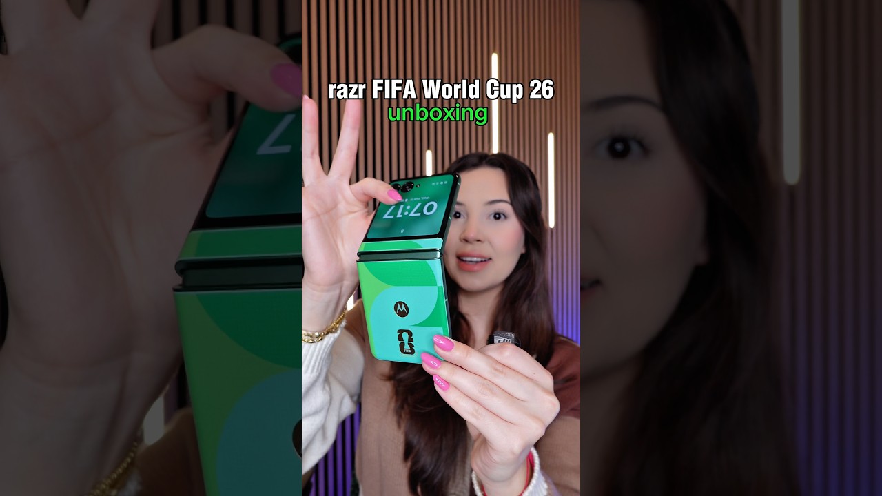 Motorola FIFA World Cup Phone Review: Collector's Dream