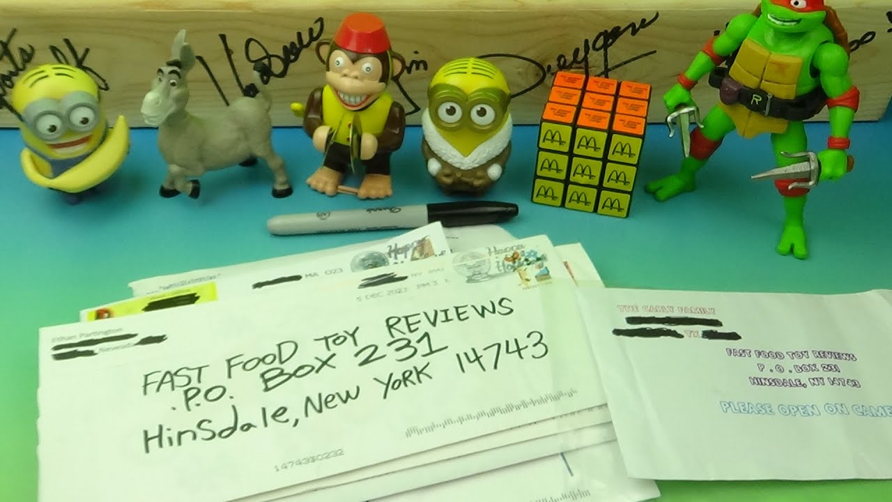 Fan Mail Unboxing Joy: Heartfelt Holiday Surprises Revealed