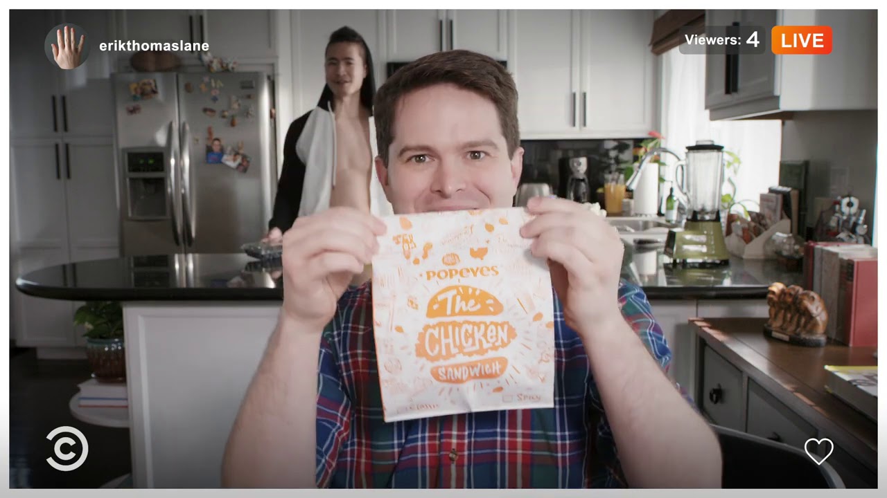 Hand Modeling Sandwich Holds: Pro Techniques & Pandemic Solutions