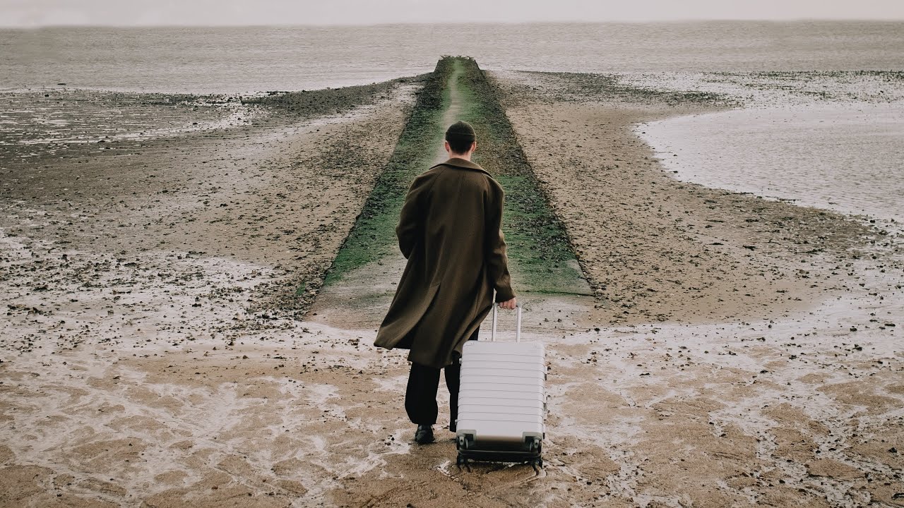 2020 Life Lessons: Embracing Simplicity With Away