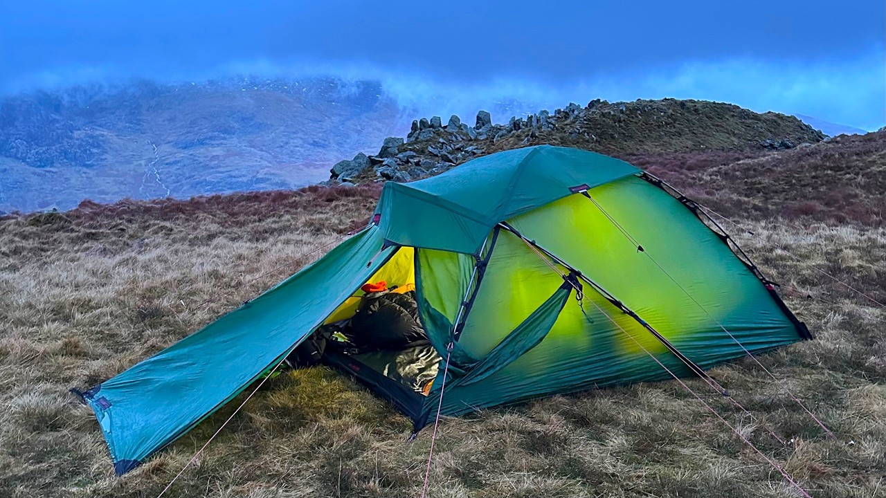Hilleberg Jannu Tent Review: Stormproof Backpacking Analysis