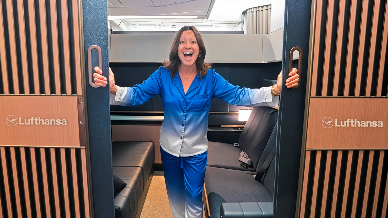 Lufthansa Allegris First Class Suite Review: Ultimate Luxury Flight