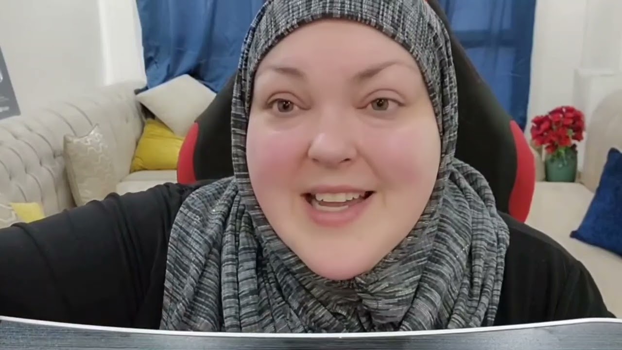 Identifying Emotional Manipulation in Online Personalities: Key Red Flags