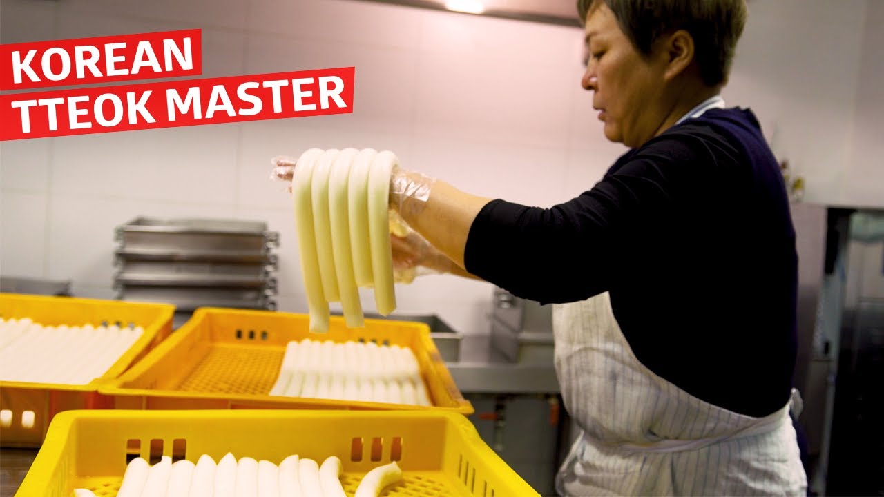 Authentic Korean Rice Cakes: Tradition, Techniques & Modern Revival