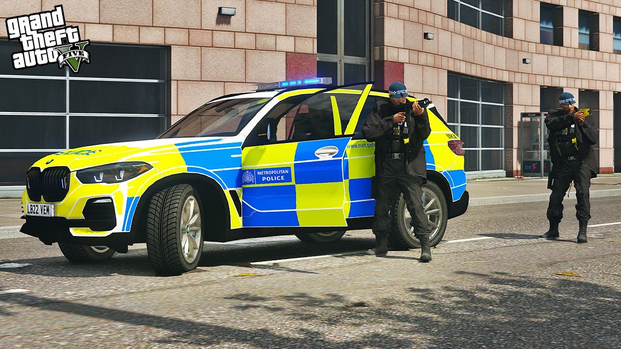 Real Police Pursuit Tactics: Safely Apprehending Suspects