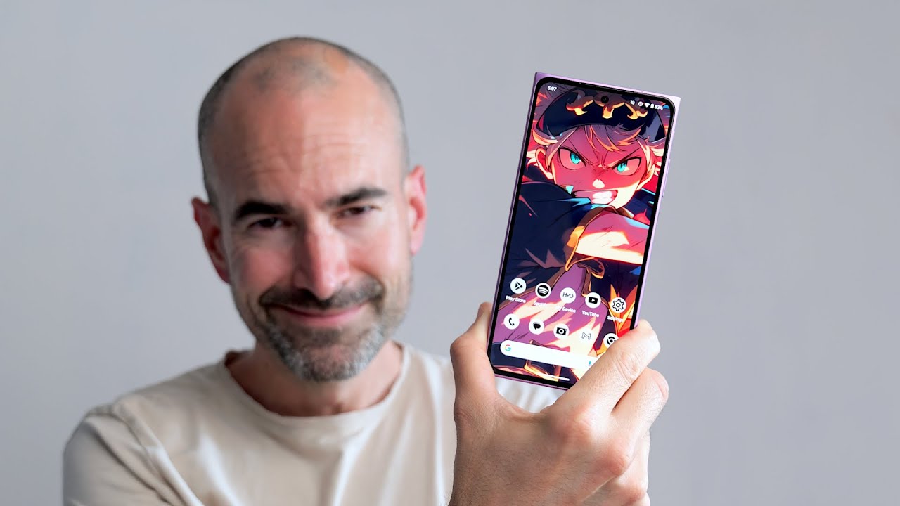 HMD Skyline Review: Nostalgic Design Meets DIY Repairability