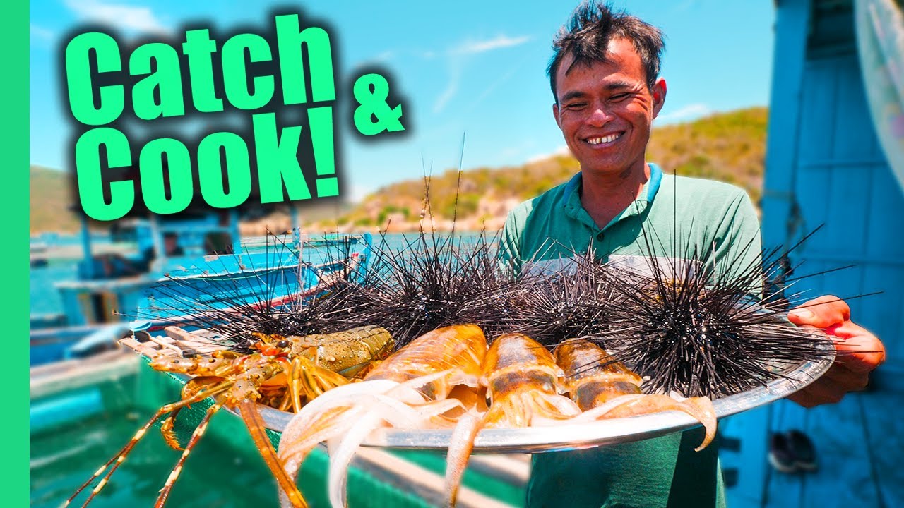 Sea Urchin Taste Test: Fresh vs Grilled in Coastal Vietnam
