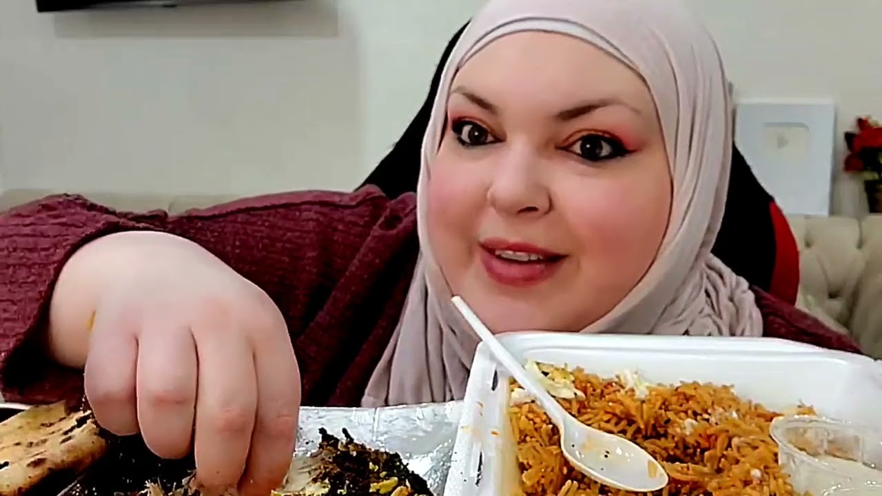 Vet Expert Debunks Cat Surgery Claims in Mukbang Video