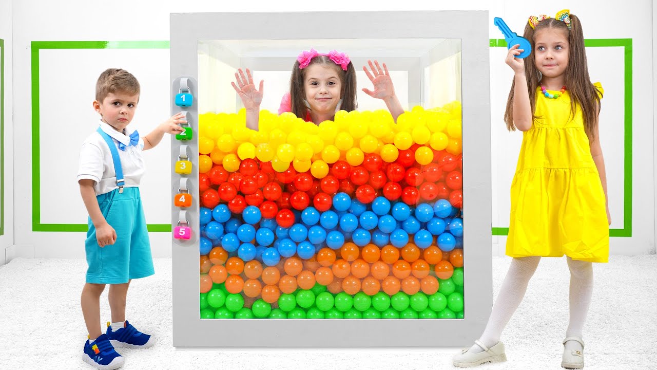 Teach Toddlers Through Play: Colors, Food & Social Skills