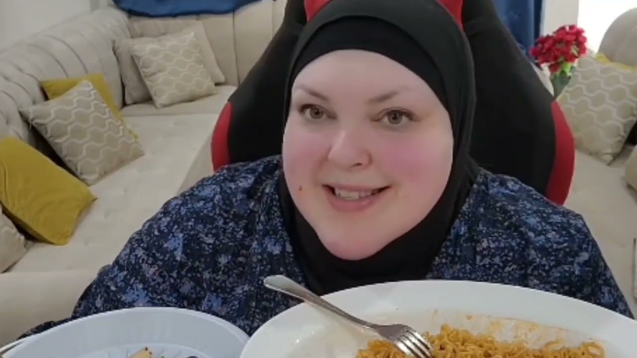 Food Addiction Psychology: Breaking Down Binge Behavior Patterns