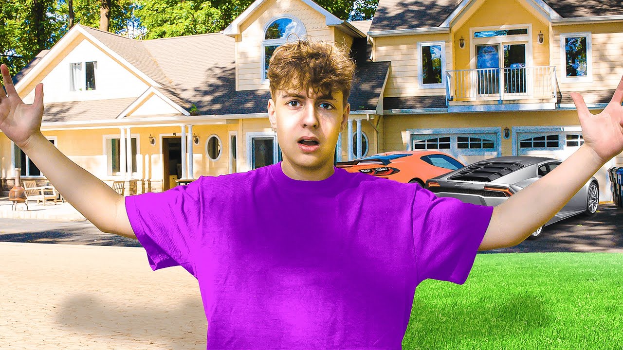 Inside a Top Streamer's Luxury 2022 House & Lifestyle