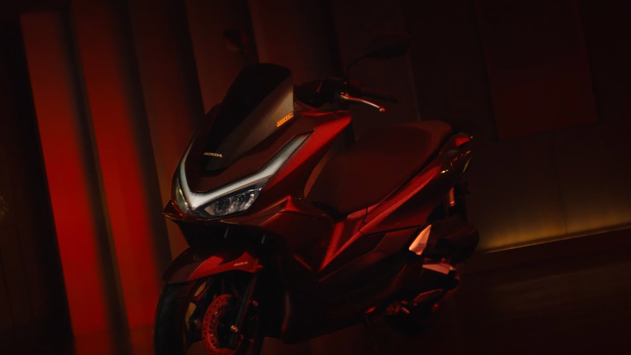 New Honda PCX 160 Review: Exceptional Riding Experience Unveiled
