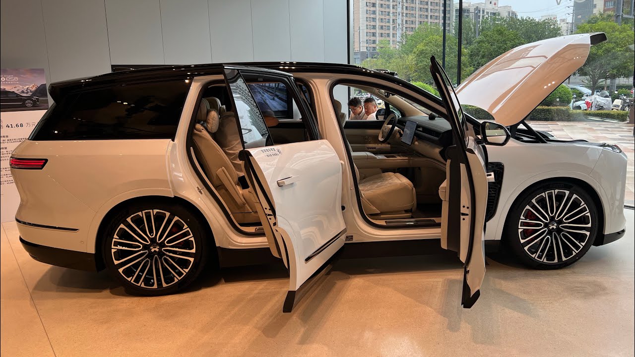 NIO ES8 2026 Review: Game-Changer Luxury EV SUV