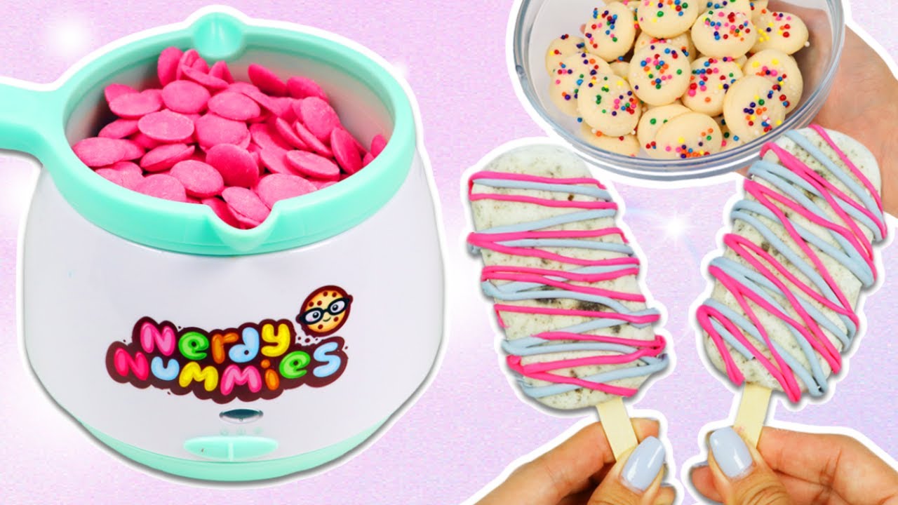 5-Ingredient Summer Desserts: Oreo Pops & Cookie Bites