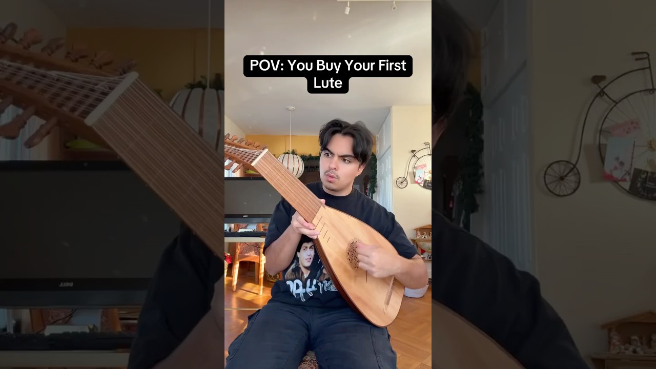 How to Hold and Play a Lute: Beginner's Guide to Technique