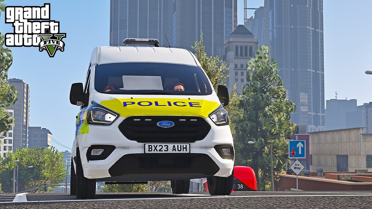 Master Police Roleplay in GTA: Realistic Patrol Tactics & Server Tips