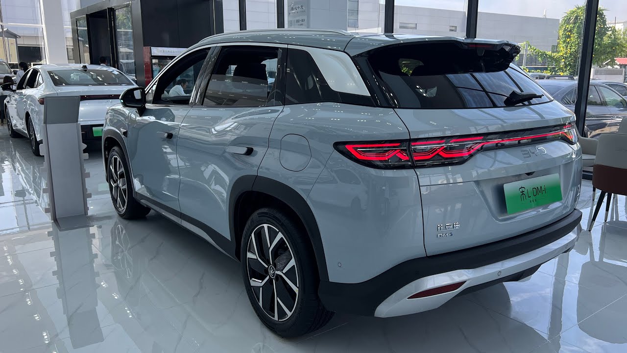 2025 BYD Song L DM-i Review: Specs, Pricing & Import Guide