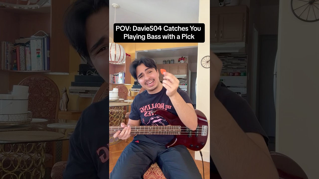 Bass Pick vs Fingers: When to Use Each Technique