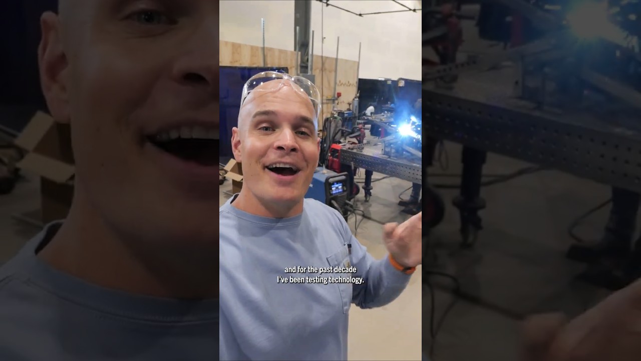 Why Carhartt Workwear Dominates Hardcore Work Environments