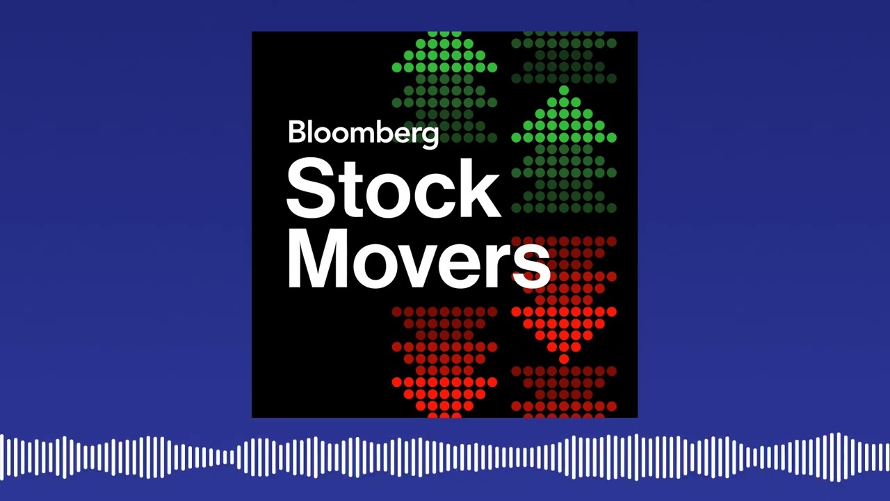 Stock Movers: Deere, Figma Surge; Carvana Tumbles on Earnings