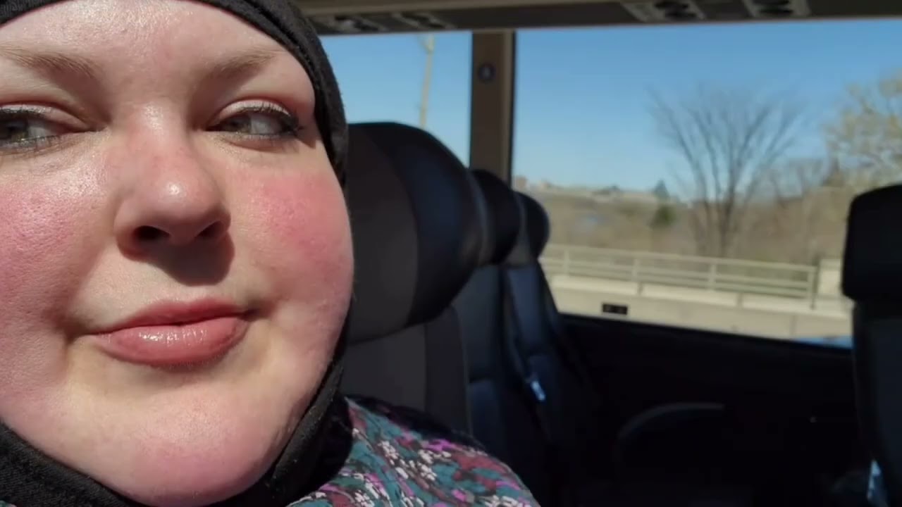 Canada to Kuwait Travel Guide: Tips & Culinary Insights