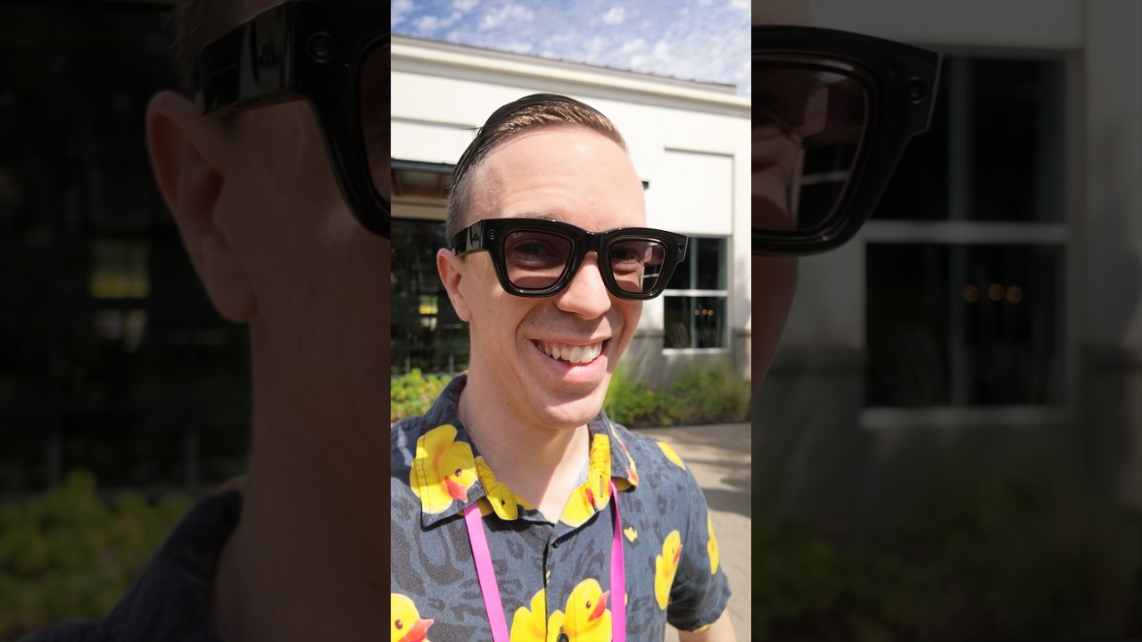 Ray-Ban Meta Smart Glasses Review: Neural Control & Private Display