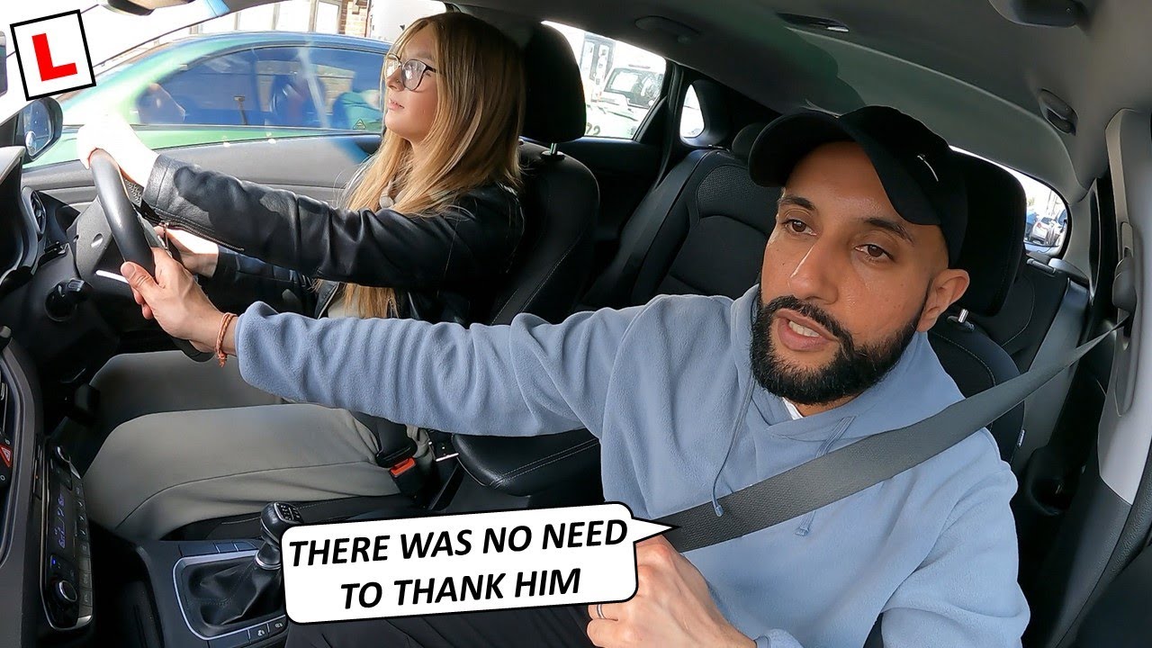 Mastering Oncoming Traffic: Priority Rules and Space Management