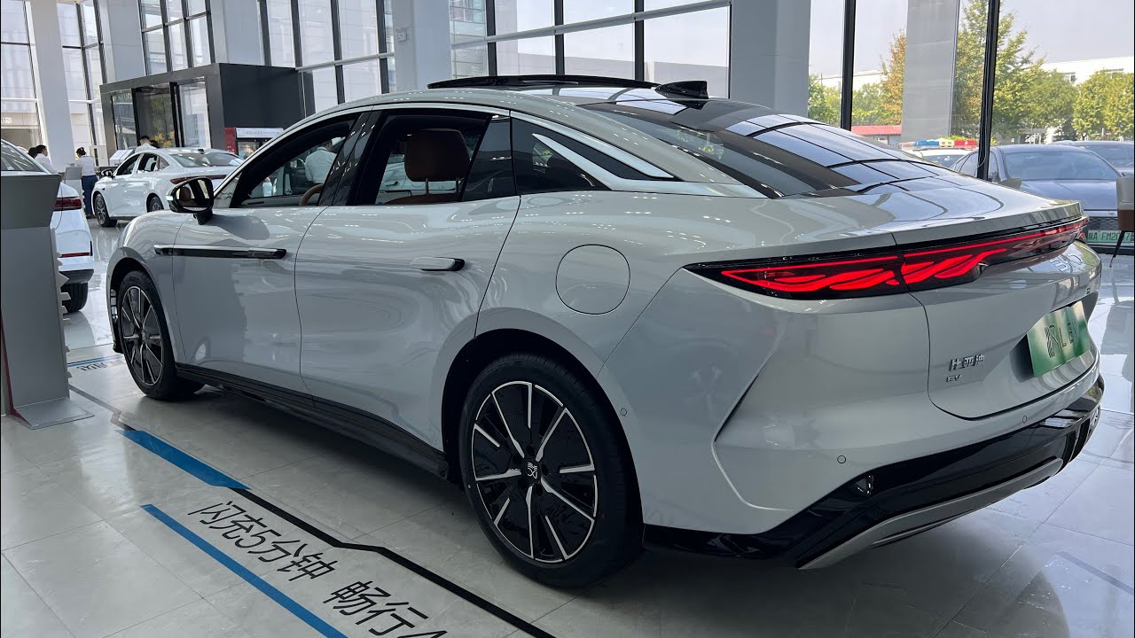 BYD Han L EV Review: 6-Minute Charging & Luxury Tech