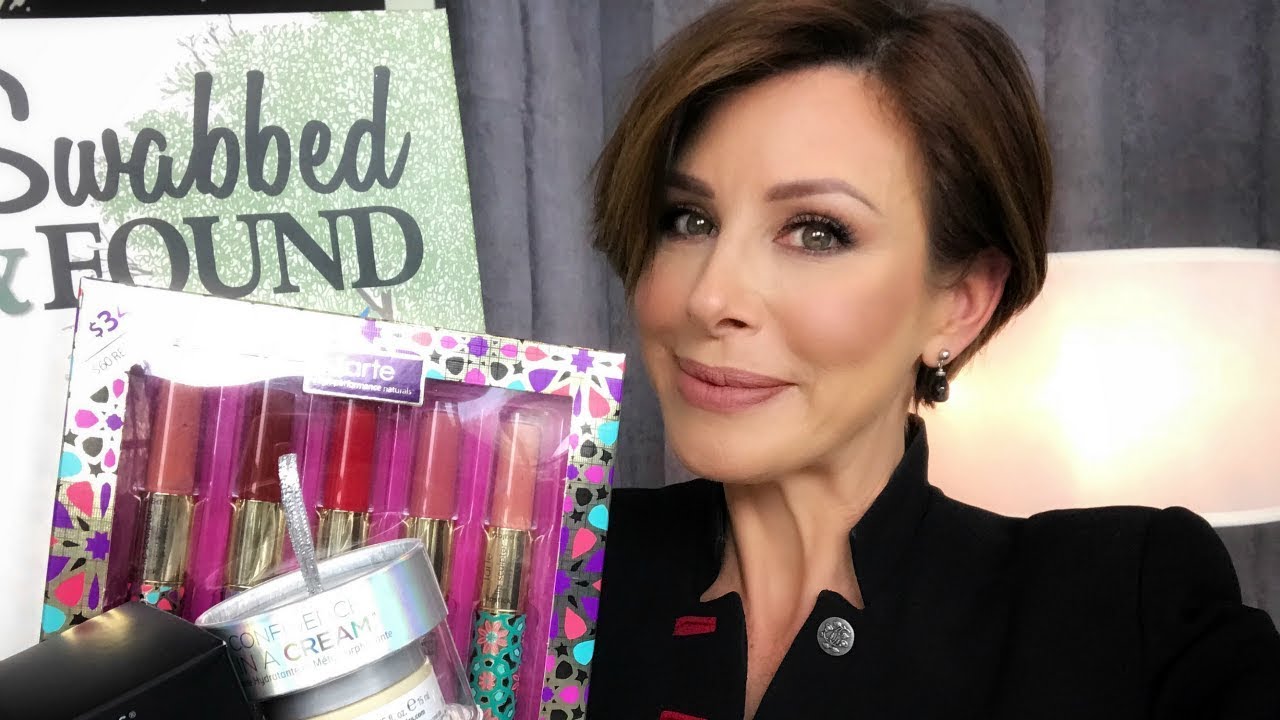 Win Thanksgiving Beauty & Book Giveaway | Enter Now