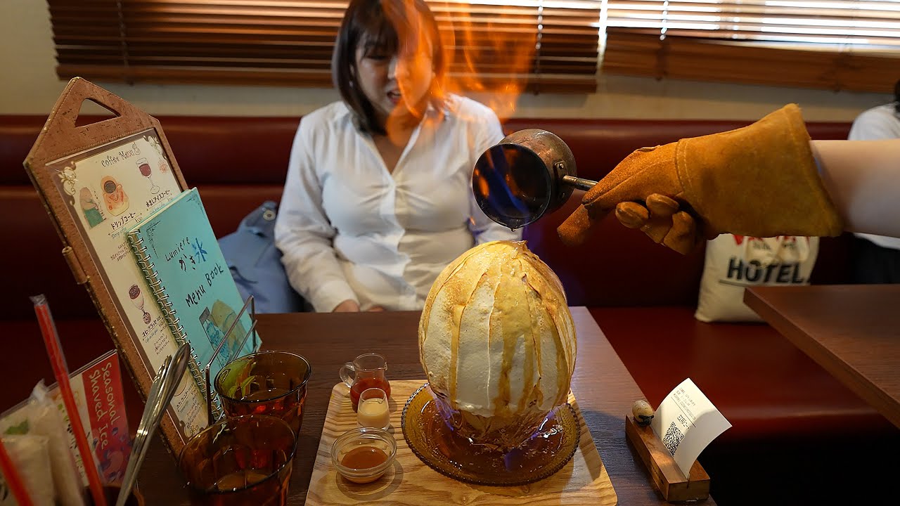 Flaming Shaved Ice Desserts: Japan's Ultimate Cafe Experience