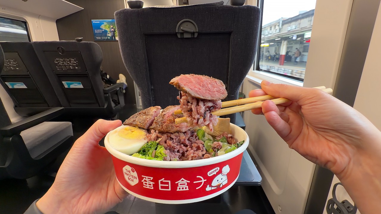 Discover Taiwan's Amazing Train Bento Box Value & Variety