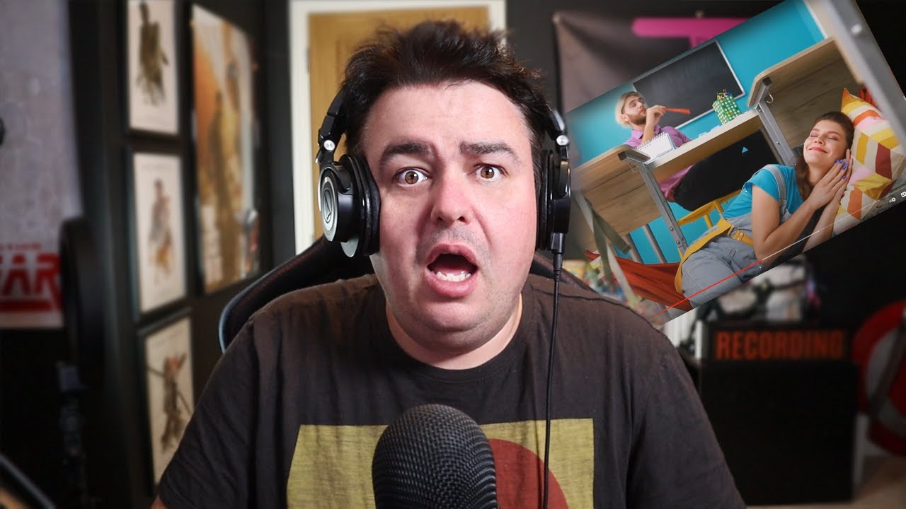 13 Real Ways to Stay Awake in Class (Backed by Science)