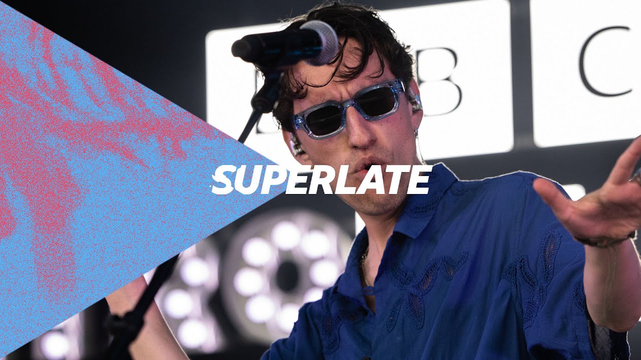 How Live Concerts Forge Unforgettable Emotional Connections