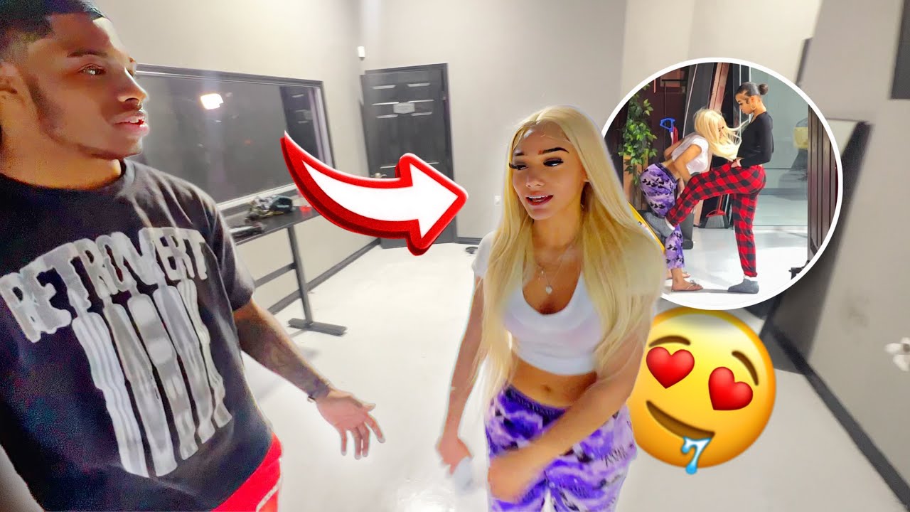 Vlogger Lifestyle Secrets: Authenticity and Growth Strategies