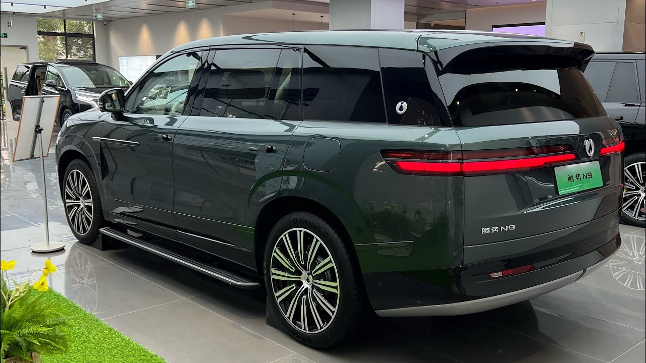 BYD D9 Performance Review: Luxury SUV Comparison & Specs