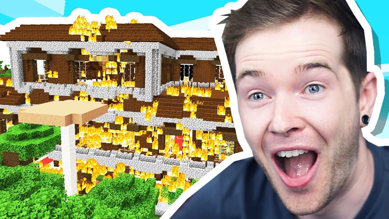 Minecraft Hardcore: Burning Woodland Mansions for Loot & Revenge