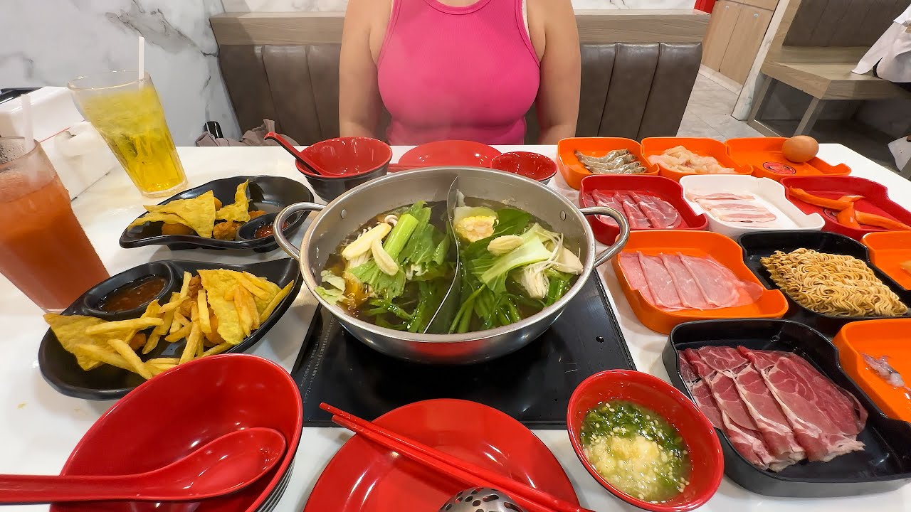 $6 Thai Hotpot Buffet Guide: Robot Servers & Must-Try Dishes
