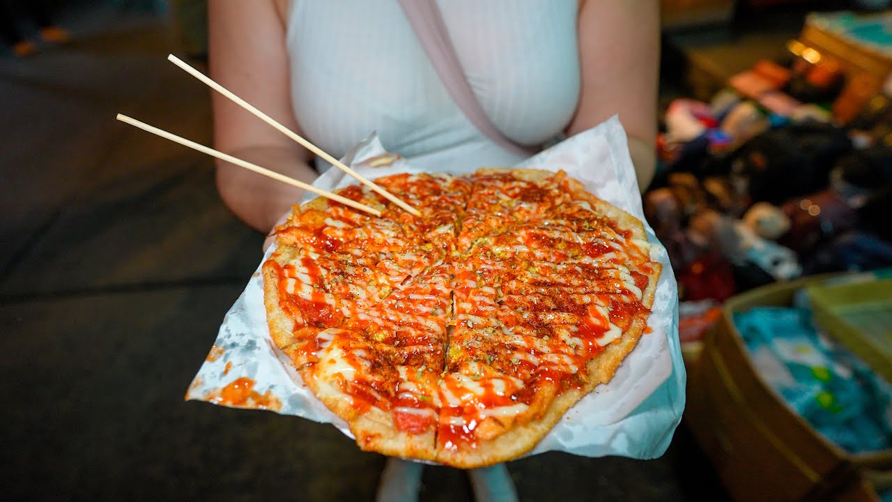 7 Unique Street Foods You Must Try: Savory to Sweet Delights