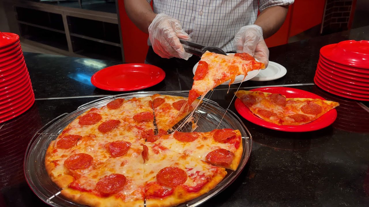 Ultimate Royal Caribbean Dining Guide: Cruise Food & Insider Tips