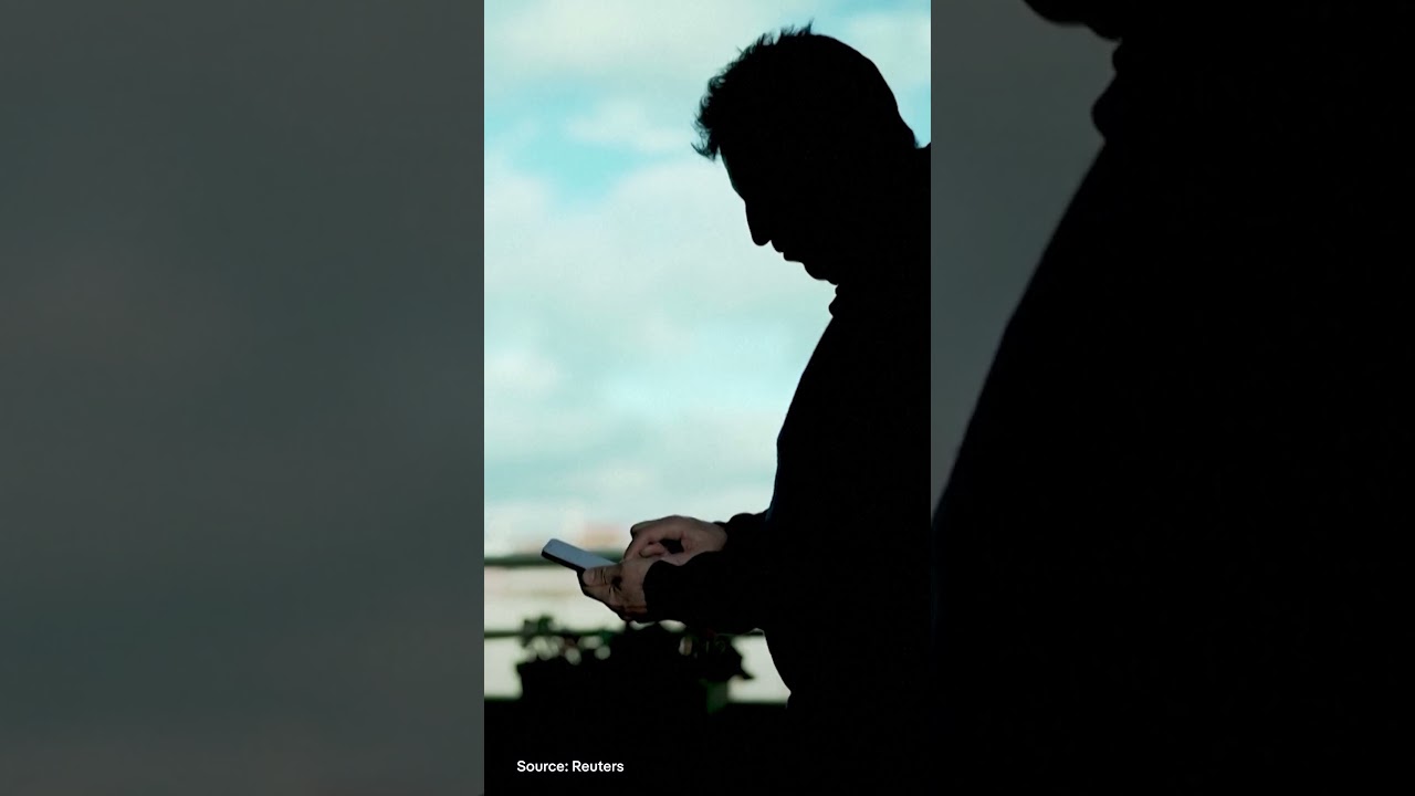 DeepSeek AI in Chinese Cars: Revolution or Risk?