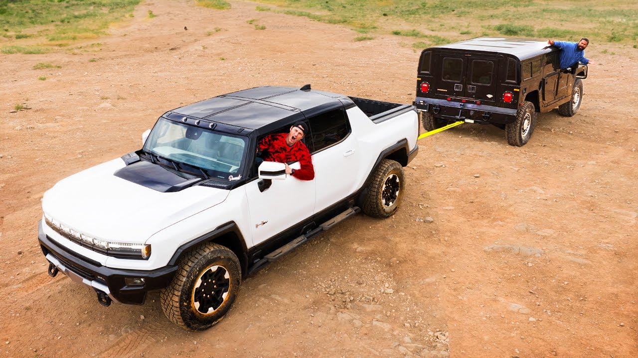 Hummer EV vs H1: Ultimate Off-Road, Tech & Tug-of-War Test