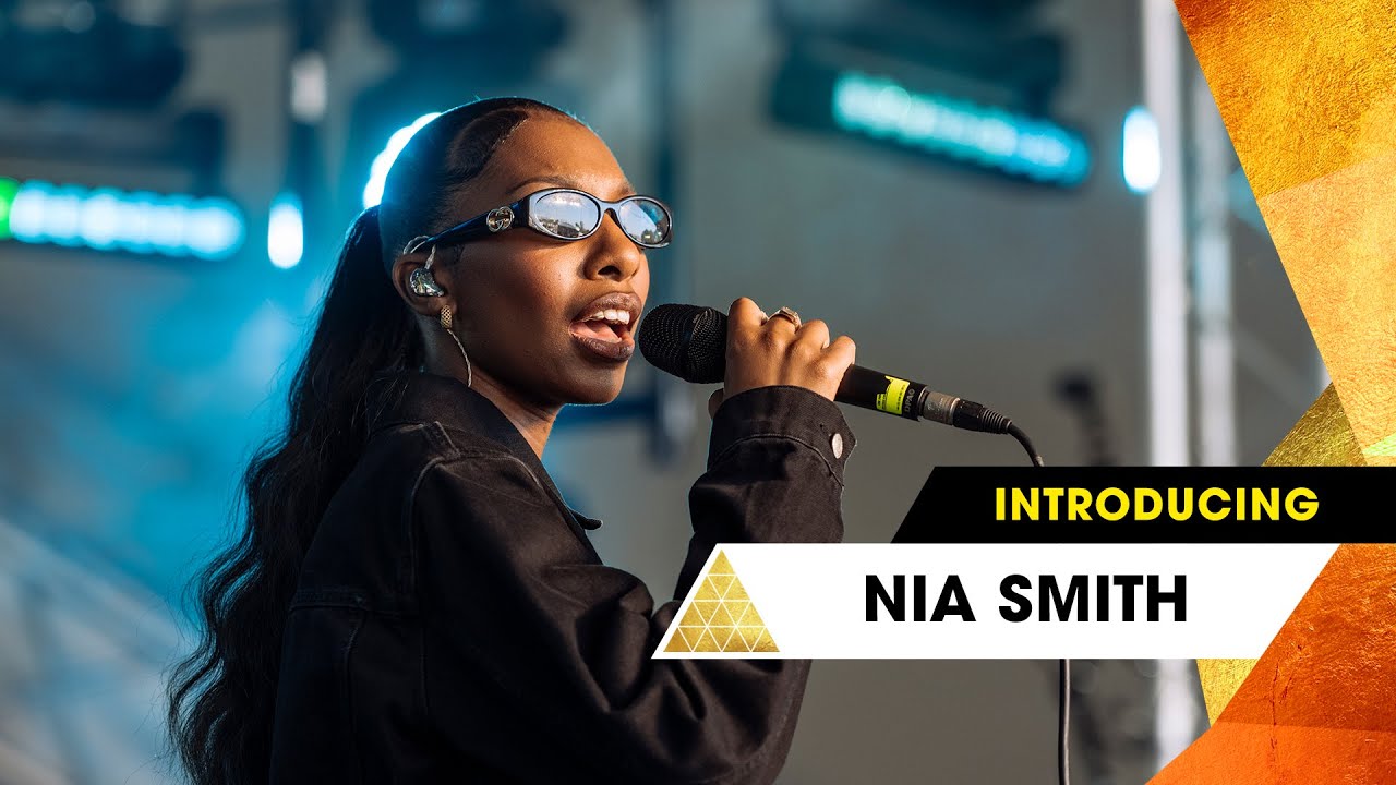 Nia Smith's 'Don't Cry': Raw Glastonbury Breakout