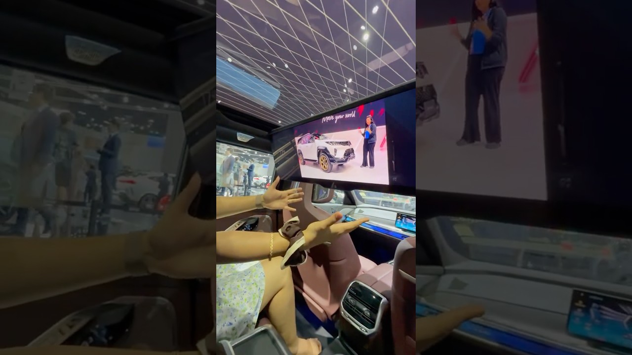 BMW i7 Luxury Sedan: Ultimate In-Car Experience Explored