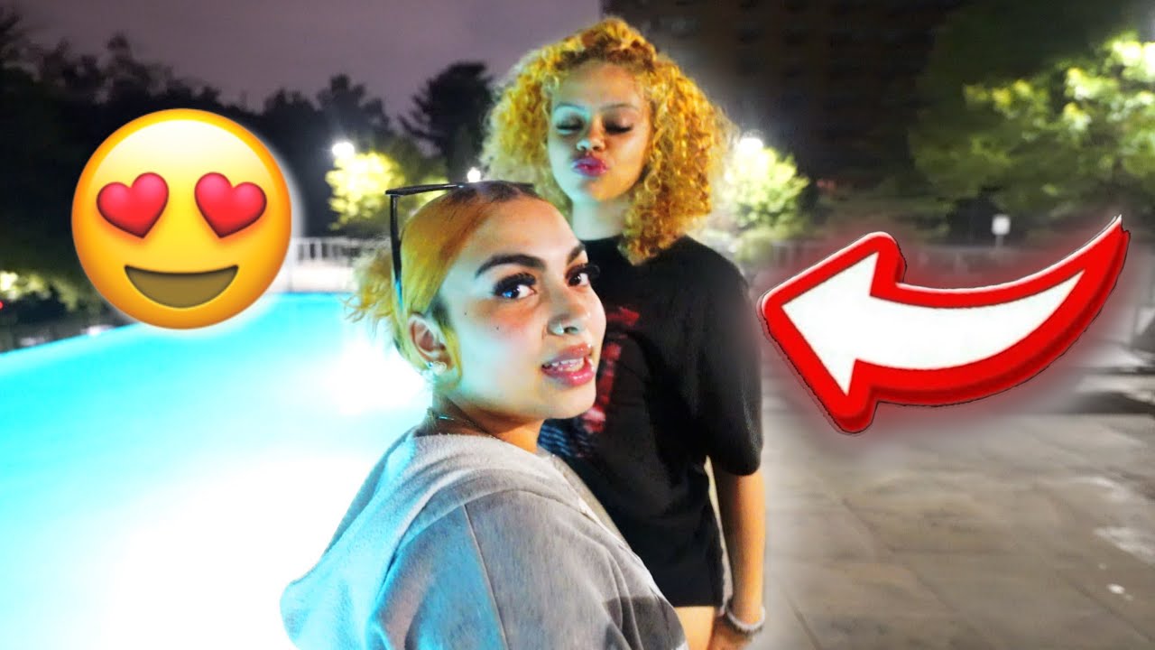 Mastering Last-Minute Group Dynamics: Social Strategy Guide